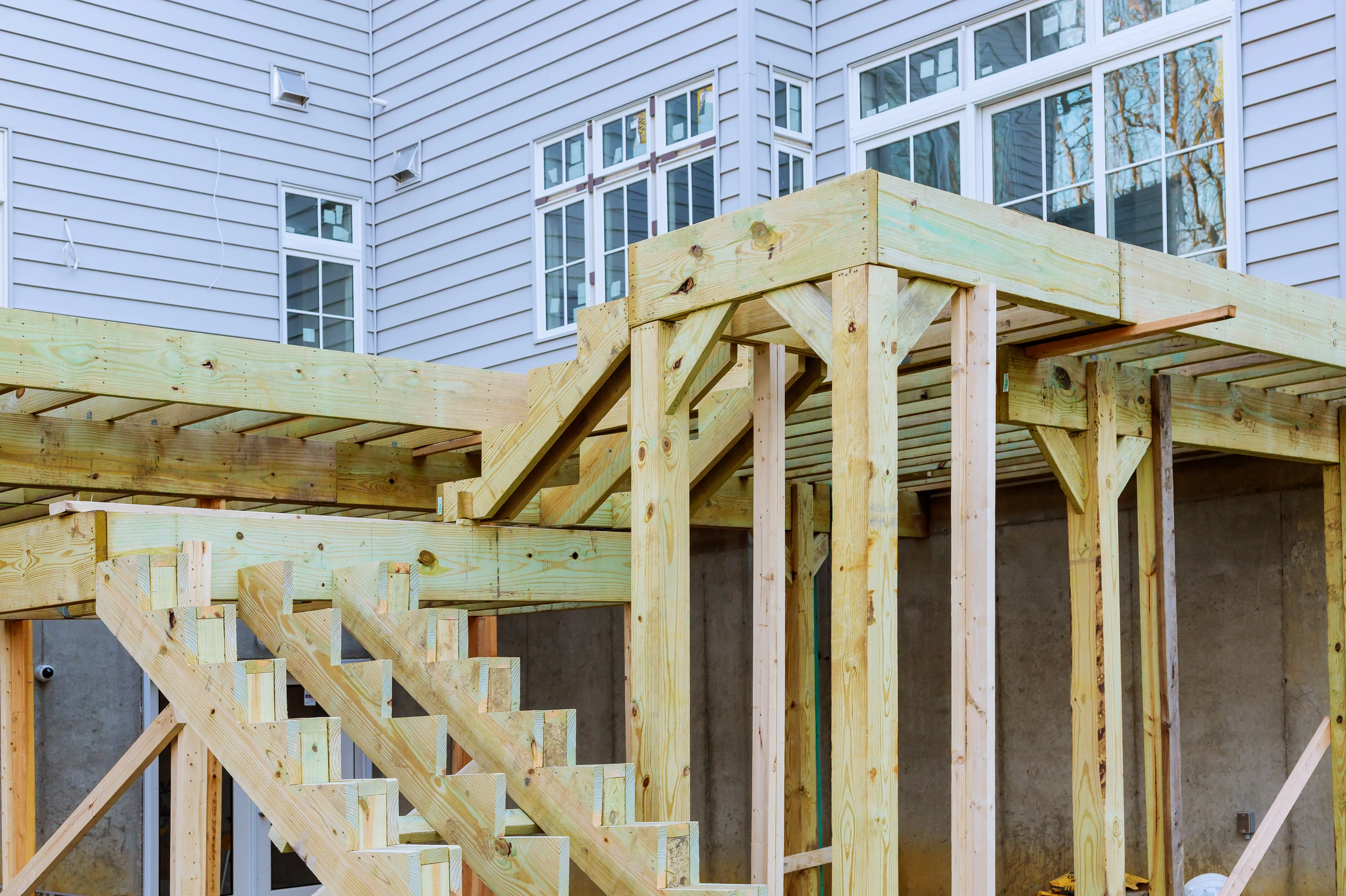 Deck composite Massachusetts — Future Roofing