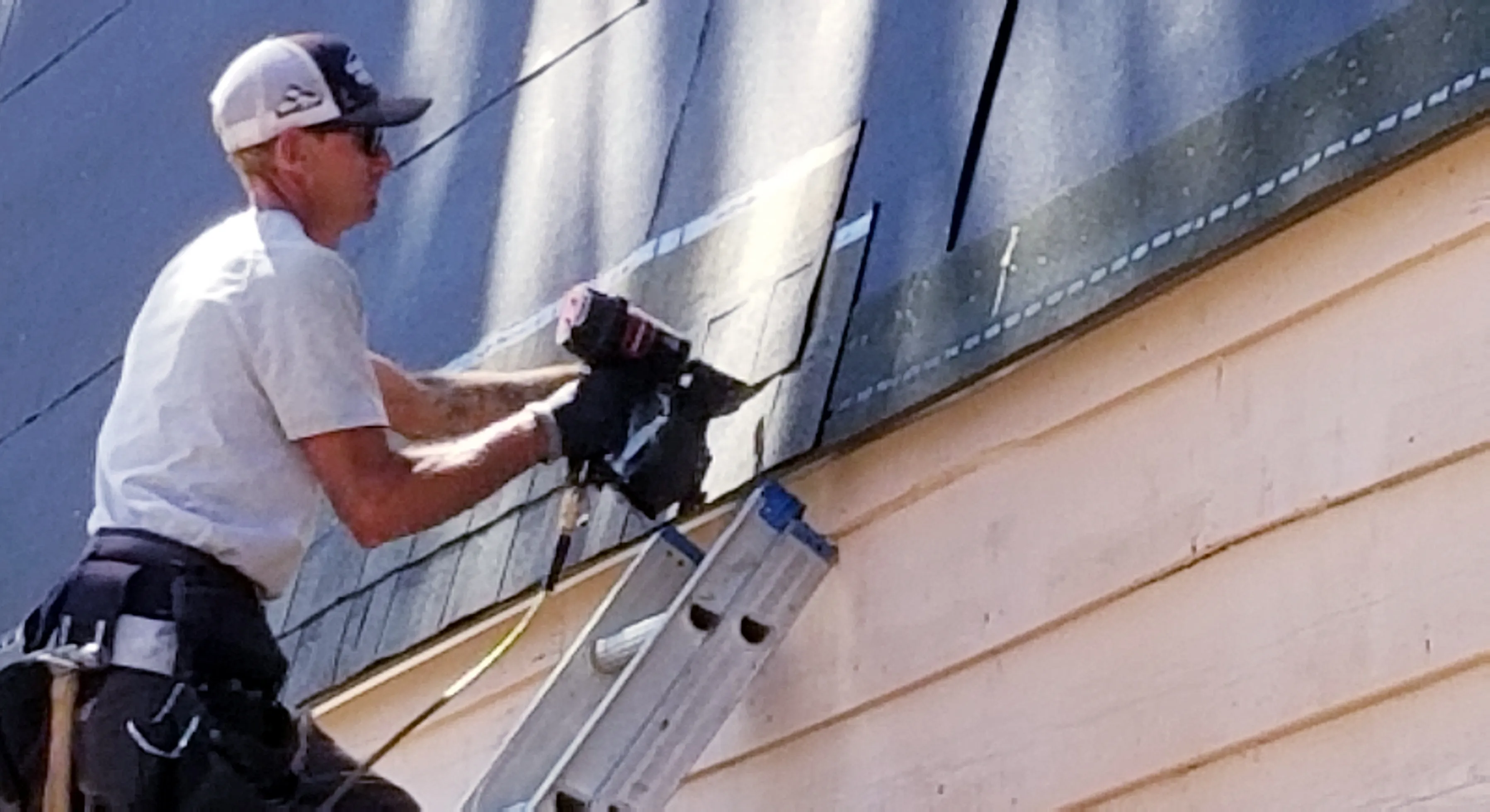 Siding renovation before after Bridgewater MA — Future Roofing